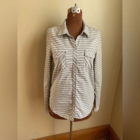 Roxy stripped casual button down shirt - Picture 1 of 9